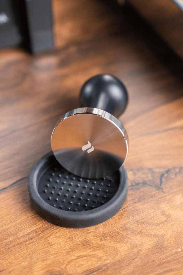 roastmarket Tamper 58mm Holz Schwarz